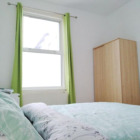 Cosy Rooms Near Canary Wharf & The O2 London Exterior photo