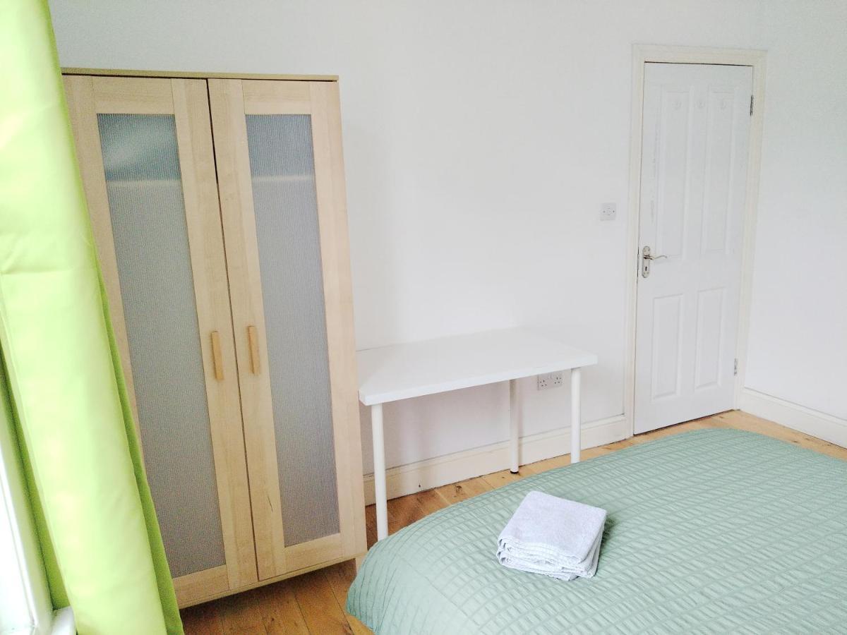 Cosy Rooms Near Canary Wharf & The O2 London Exterior photo