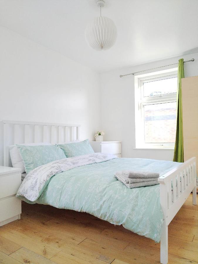 Cosy Rooms Near Canary Wharf & The O2 London Exterior photo
