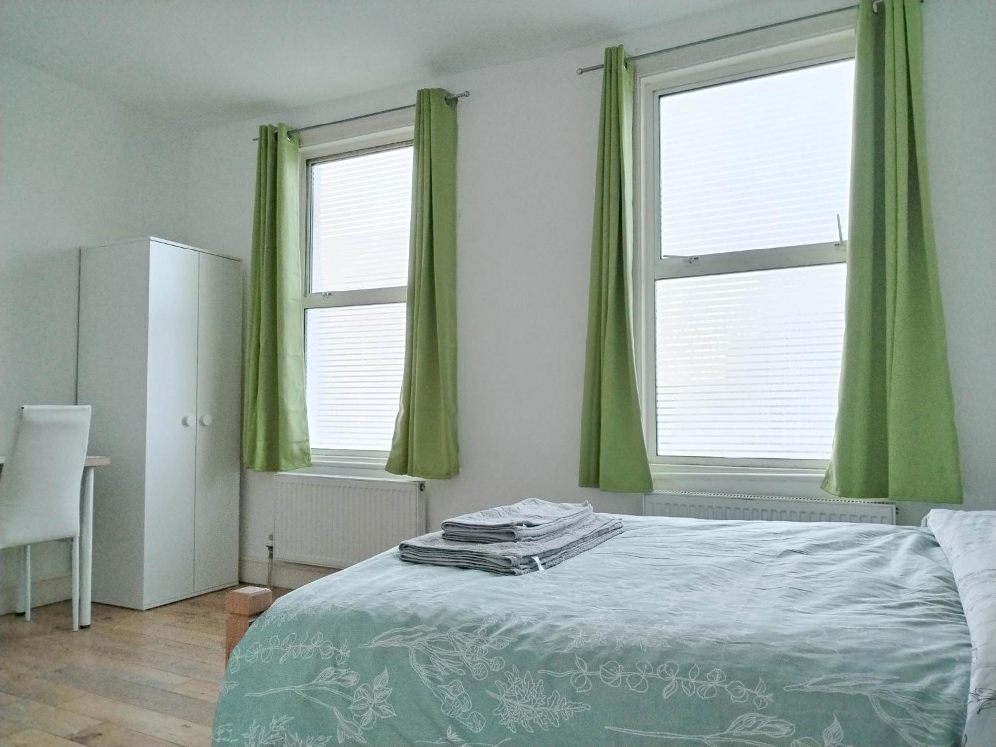 Cosy Rooms Near Canary Wharf & The O2 London Exterior photo